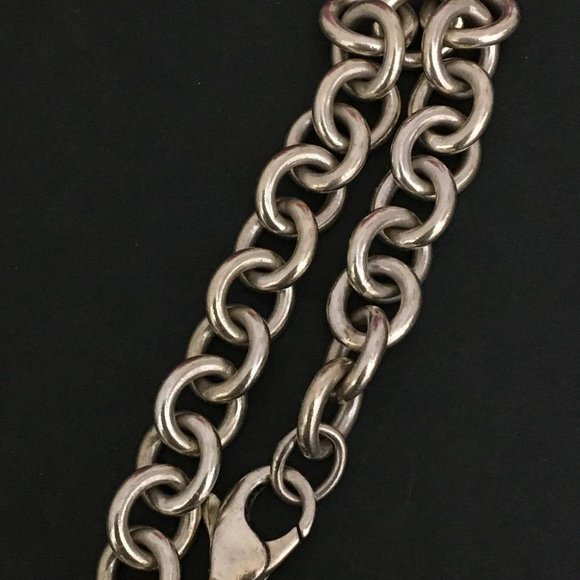 Tiffany & Co. Heart Tag Bracelet, 925 Sterling Silver Link  TIFFANY&CO. Silver 925 Chain Heart Tag Chain Bracelet /1E4213